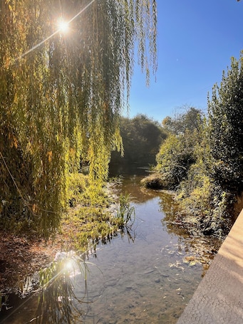 Exterior. Le Moulin De La Parenthèse