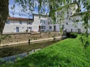 Exterior - Le Moulin De La Parenthèse (Sommières-du-Clain)