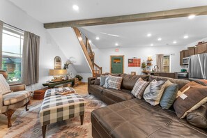 Smart-TV, peis, videospill og bøker