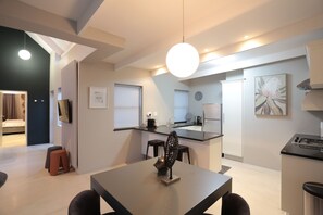 Suite, Patio, Courtyard View | In-room safe, iron/ironing board, free WiFi - Sanddrif Stellenbosch Guest Farm (WC)