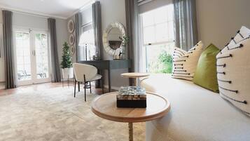 Deluxe Double Room, Patio, Courtyard View | In-room safe, iron/ironing board, free WiFi