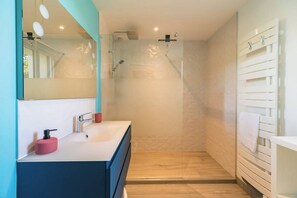 Shower, towels - Warm house, ideal for families (Plélo)