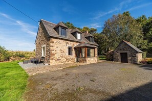 Exterior - Warm house, ideal for families (Plélo)