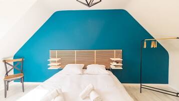 2 bedrooms, iron/ironing board, travel crib, WiFi