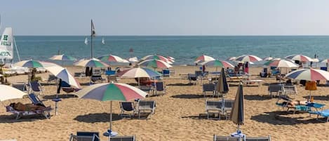 Villa, 3 Bedrooms, Balcony | Beach