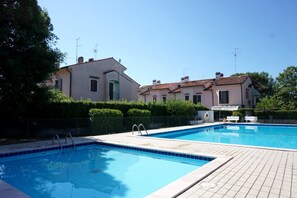 Pool - Colorful Villa Close to the sea (Caorle)