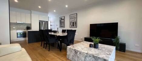 Televisie en een stereo