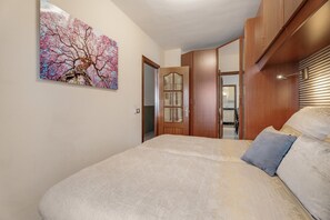 2 Schlafzimmer, Bügeleisen/Bügelbrett, WLAN, Bettwäsche