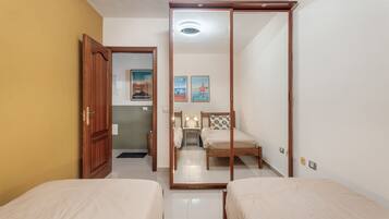 2 chambres, fer et planche Ă repasser, Wi-Fi, draps fournis