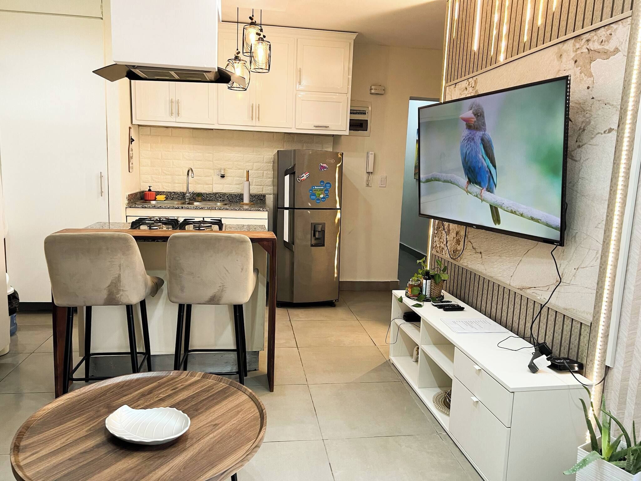 Apartment, 2 Bedrooms, Accessible, Smoking | Dining room