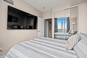 Grand Condo, 1 Bedroom, Balcony, City View | Individually decorated, individually furnished, desk, laptop workspace - Atlantis at Waterpark City Condos in DT (Toronto)