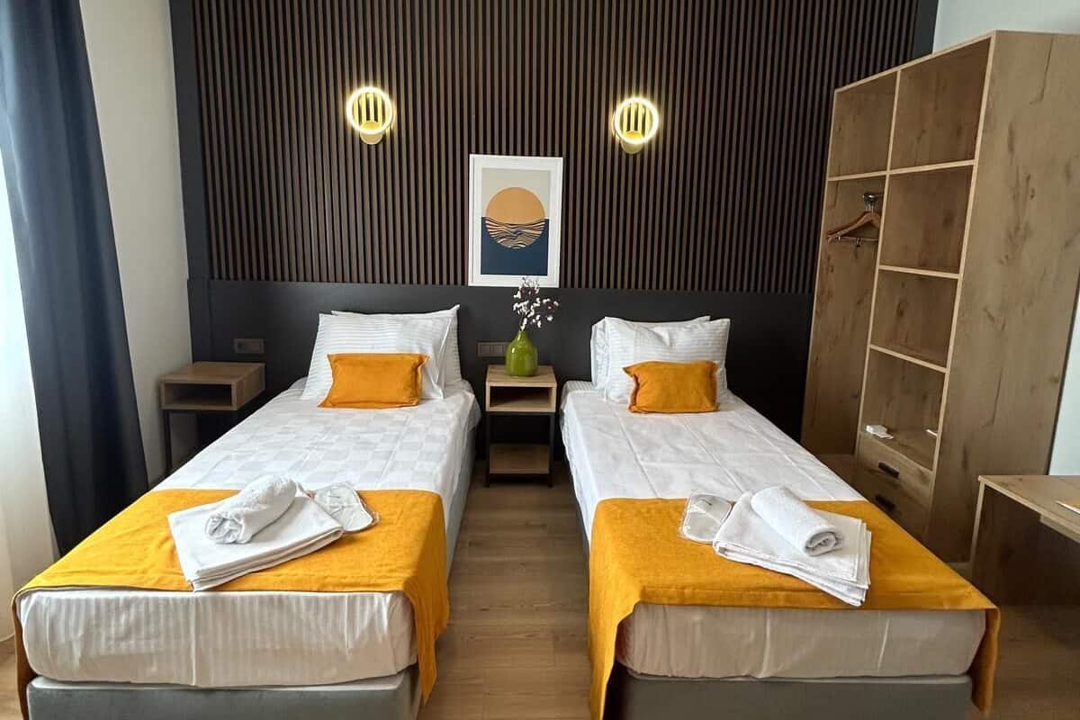 Standard Twin Room, City View