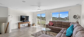 Beach House on Longridge