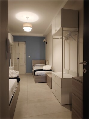 3 bedrooms, iron/ironing board, WiFi, bed sheets - 3-bedroom apartment in Għarb with stunning Views and hotel amenities (L-Għarb)