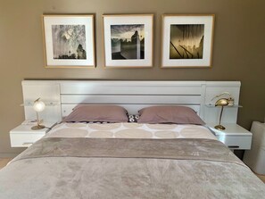 Room - Vrbo Property (Néant-sur-Yvel)