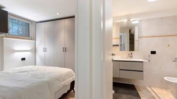 2 chambres, fer et planche Ă repasser, Wi-Fi, draps fournis