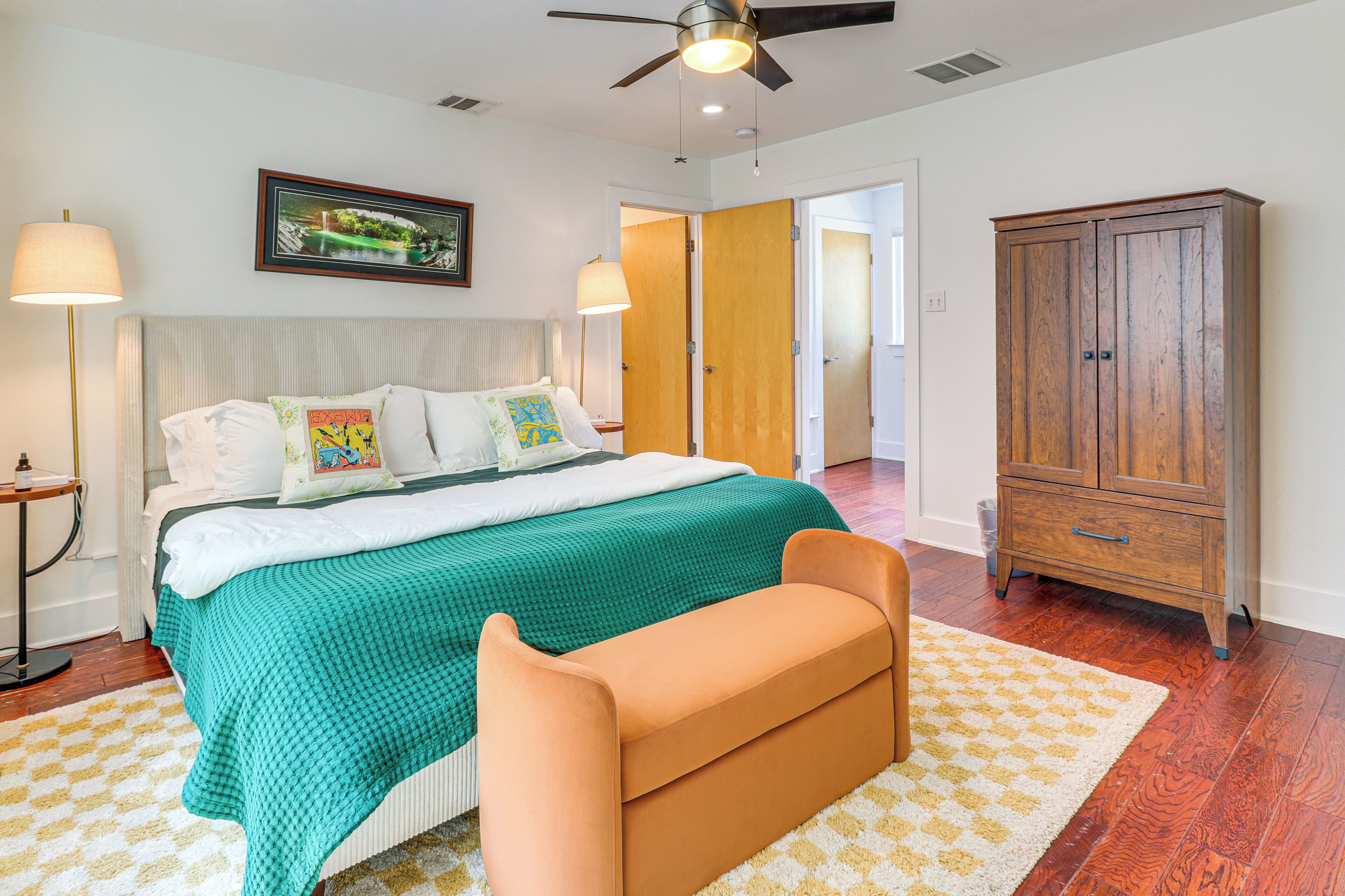 House (2 Bedrooms) | Interior