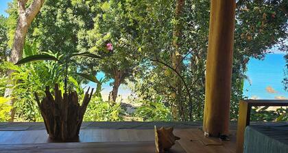 COCOA BEACH lodge: Your private refuge in the heart of paradise