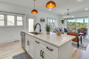 Apartment (3 Bedrooms) | Interior - Private Boat Slip, Scenic Views: Norris Lake Condo (La Follette)