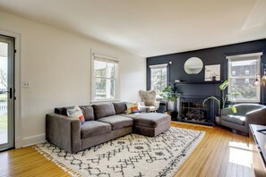 House (3 Bedrooms) | Interior - Walk to Marina, Park & Dtwn: Cambridge Family Home (Cambridge)