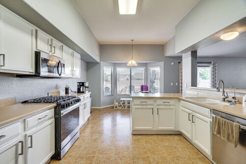 Private Pool & Family Fun: Desert Oasis in Tucson!