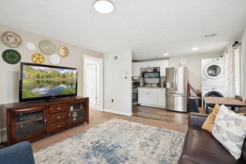 The Cozy Cottage-Near Downtown SLC