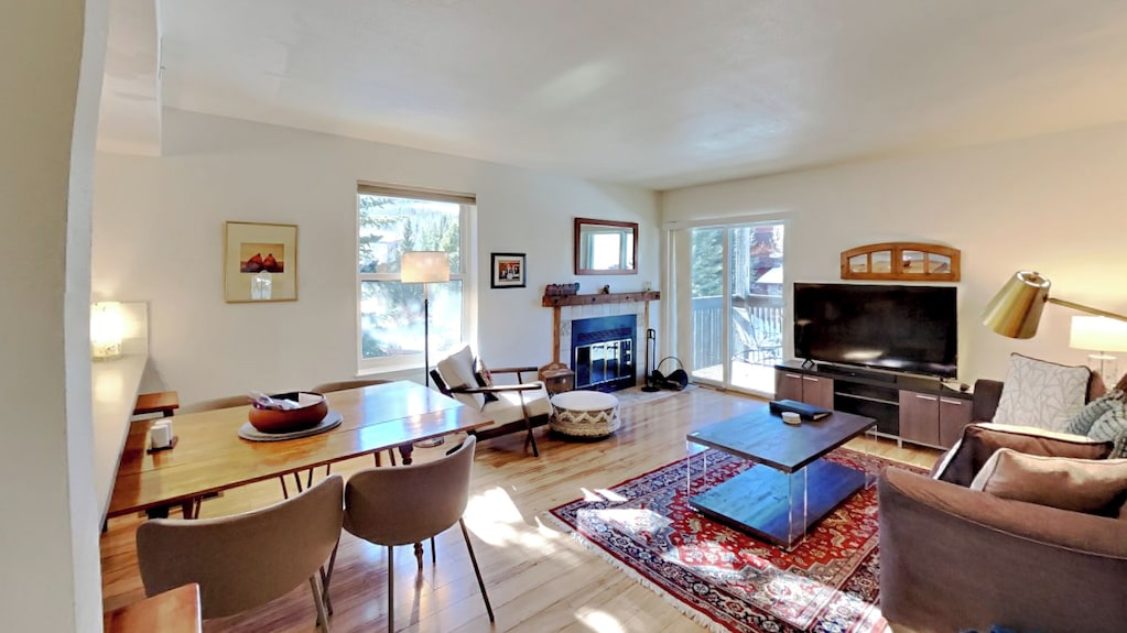 *New* Uncover Frisco's Winning Views W/resort-style Amenities; Total Package! - Frisco, CO