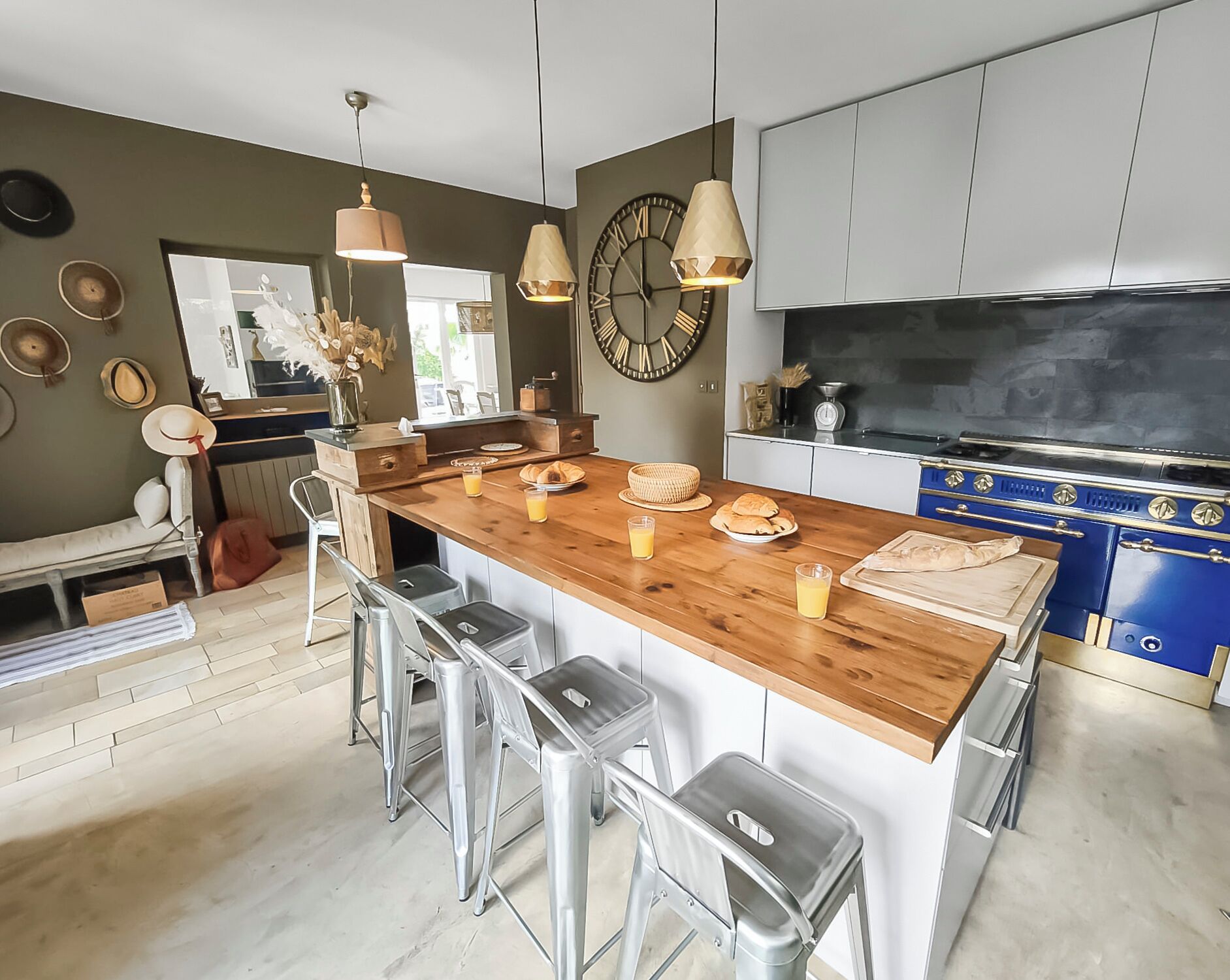 Horno, parrilla de estufa y lavavajillas 