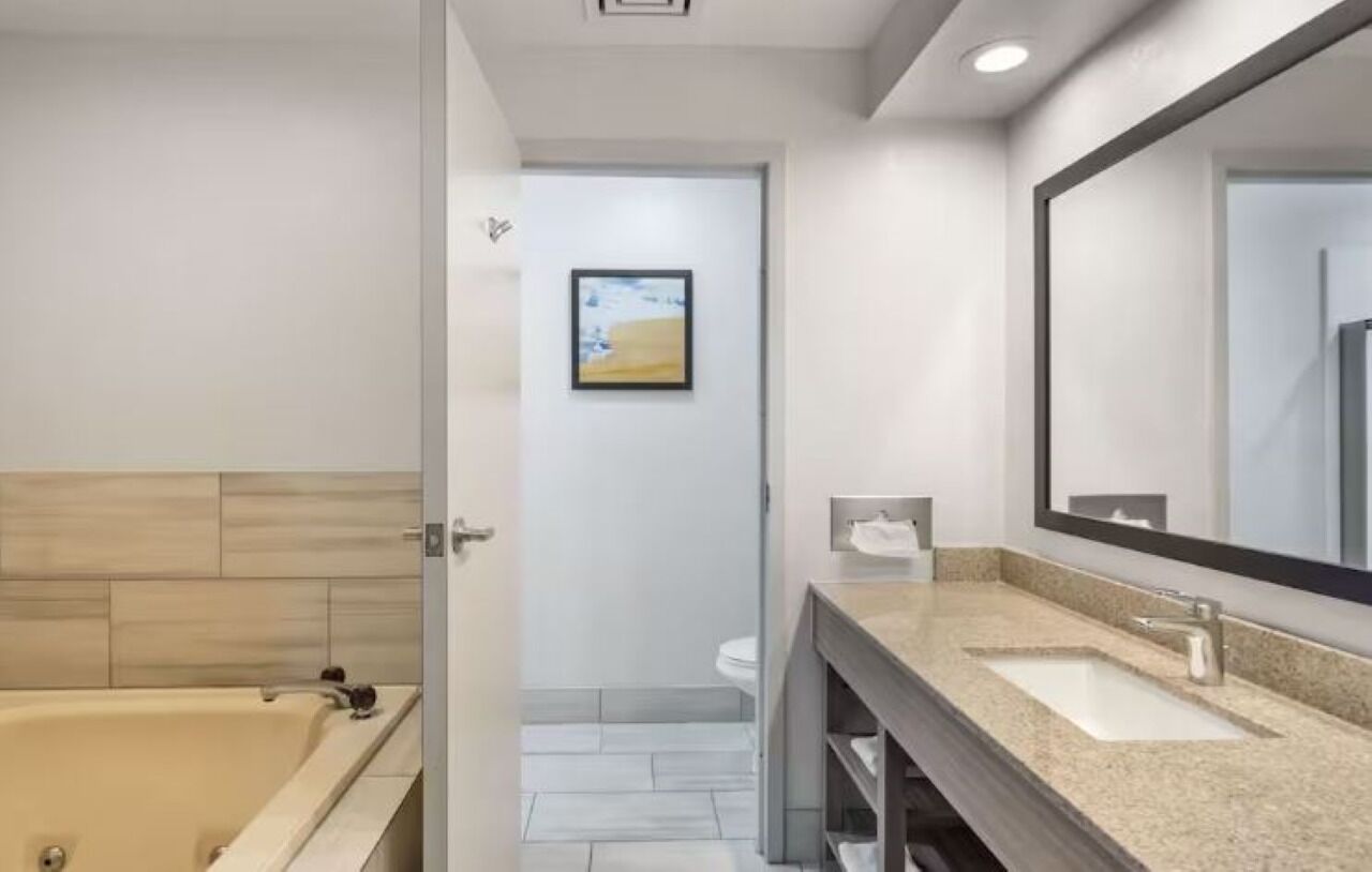 Hair dryer, towels