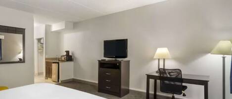 4 habitaciones, tabla de planchar con plancha y wifi gratis