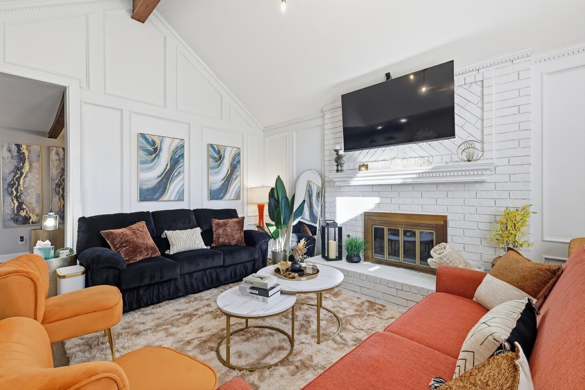 TV, fireplace, offices