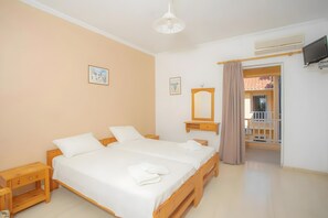 1 bedroom, WiFi, bed sheets - Studio Apartment 'Nidri View B3' with Mountain View, Wi-Fi and Air Conditioning (Nydri)