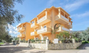Exterior - Studio Apartment 'Nidri View B6' with Mountain View, Wi-Fi and Air Conditioning (Nydri)