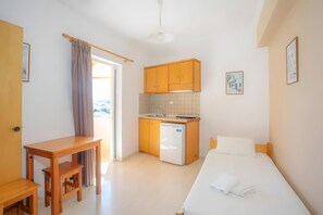 1 bedroom, WiFi, bed sheets - Apartment 'Nidri View B4' with Mountain View, Wi-Fi and Air Conditioning (Nydri)