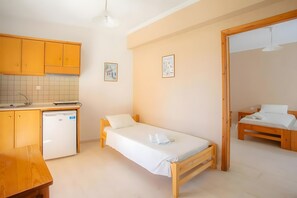 1 bedroom, WiFi, bed sheets - Apartment 'Nidri View B4' with Mountain View, Wi-Fi and Air Conditioning (Nydri)