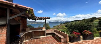 Entire cabin in front of Lake Tota - Villa Benilda