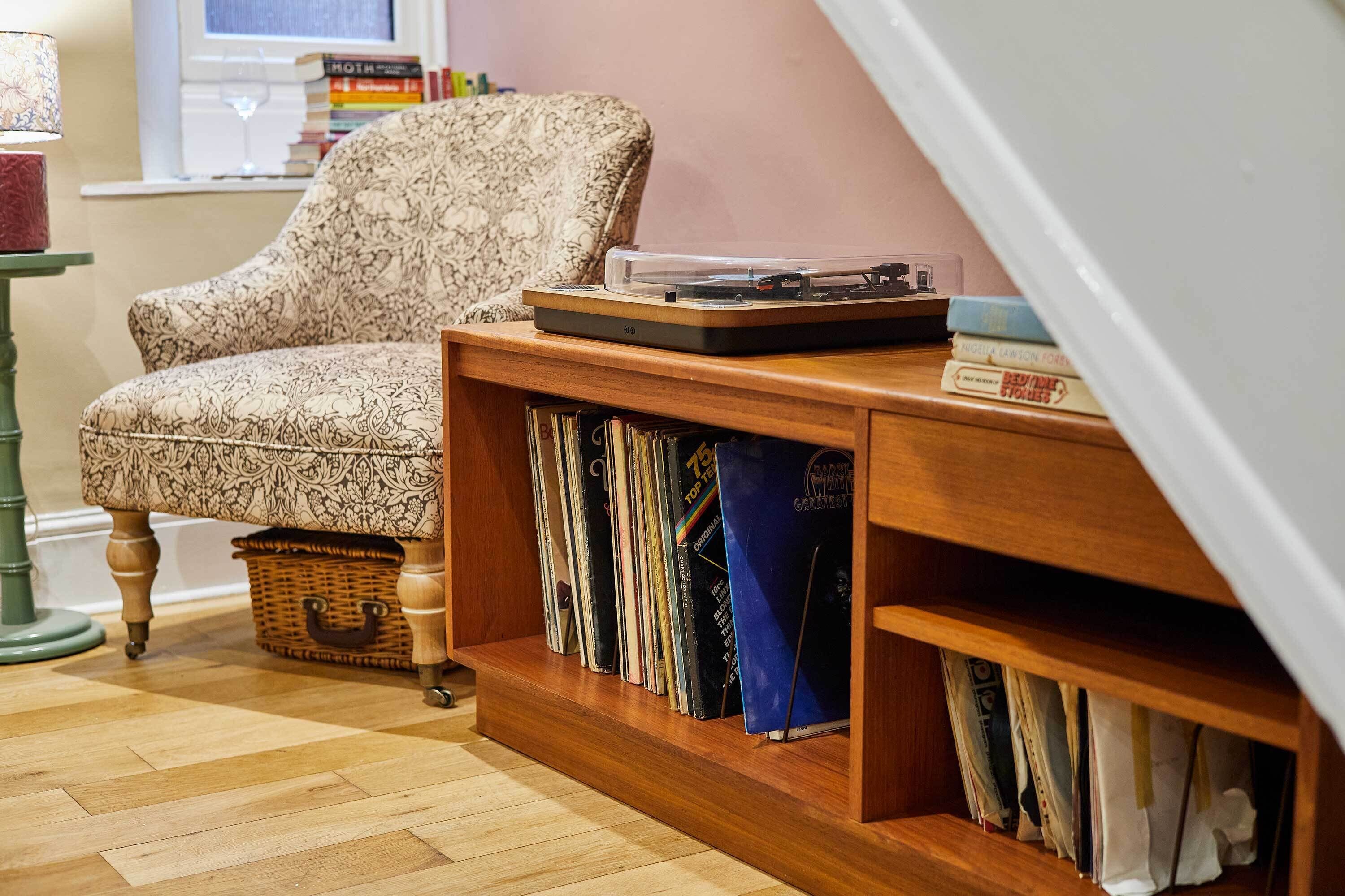 المنشأة من الداخل