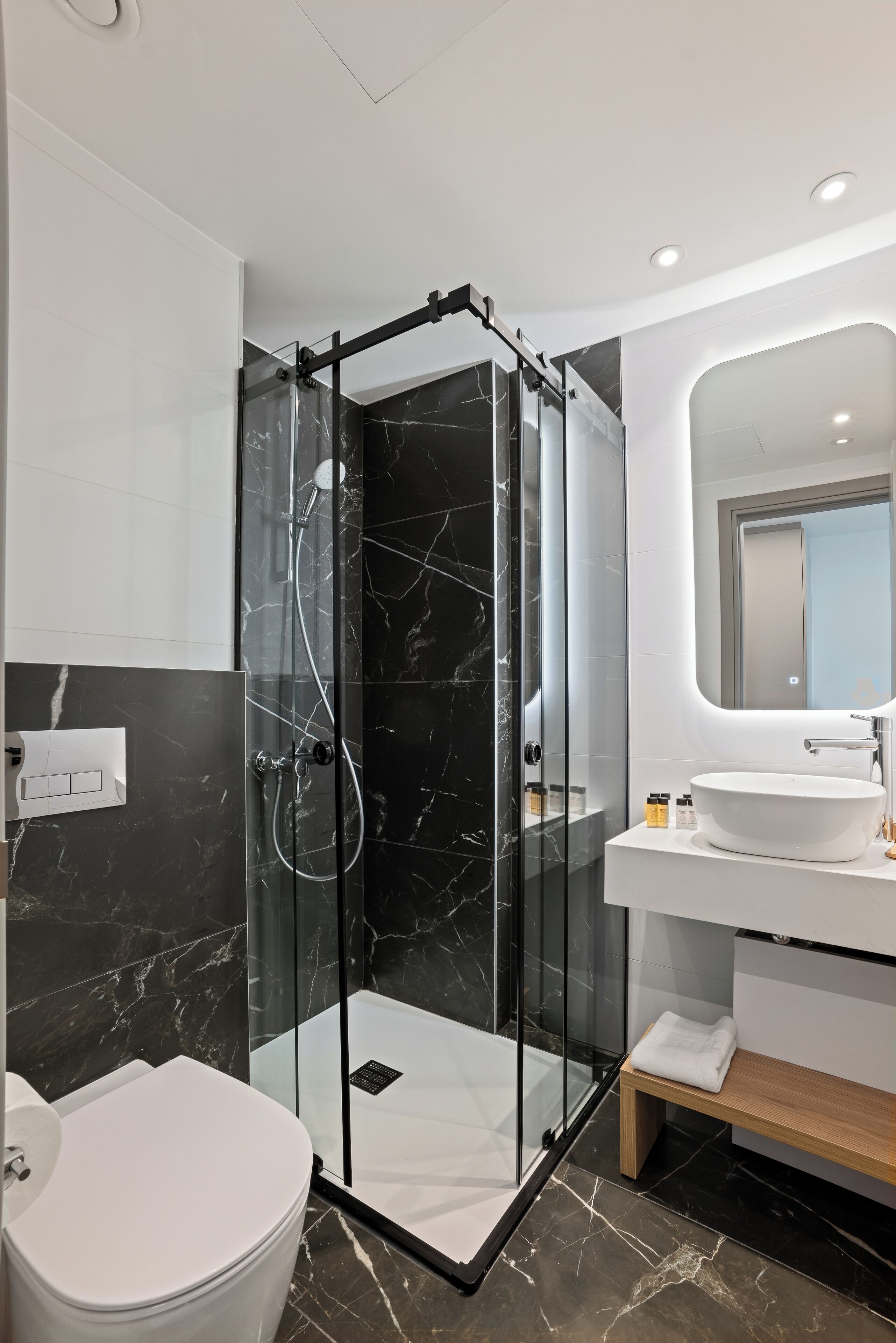 Superior Room | In-room safe, desk, laptop workspace, iron/ironing board