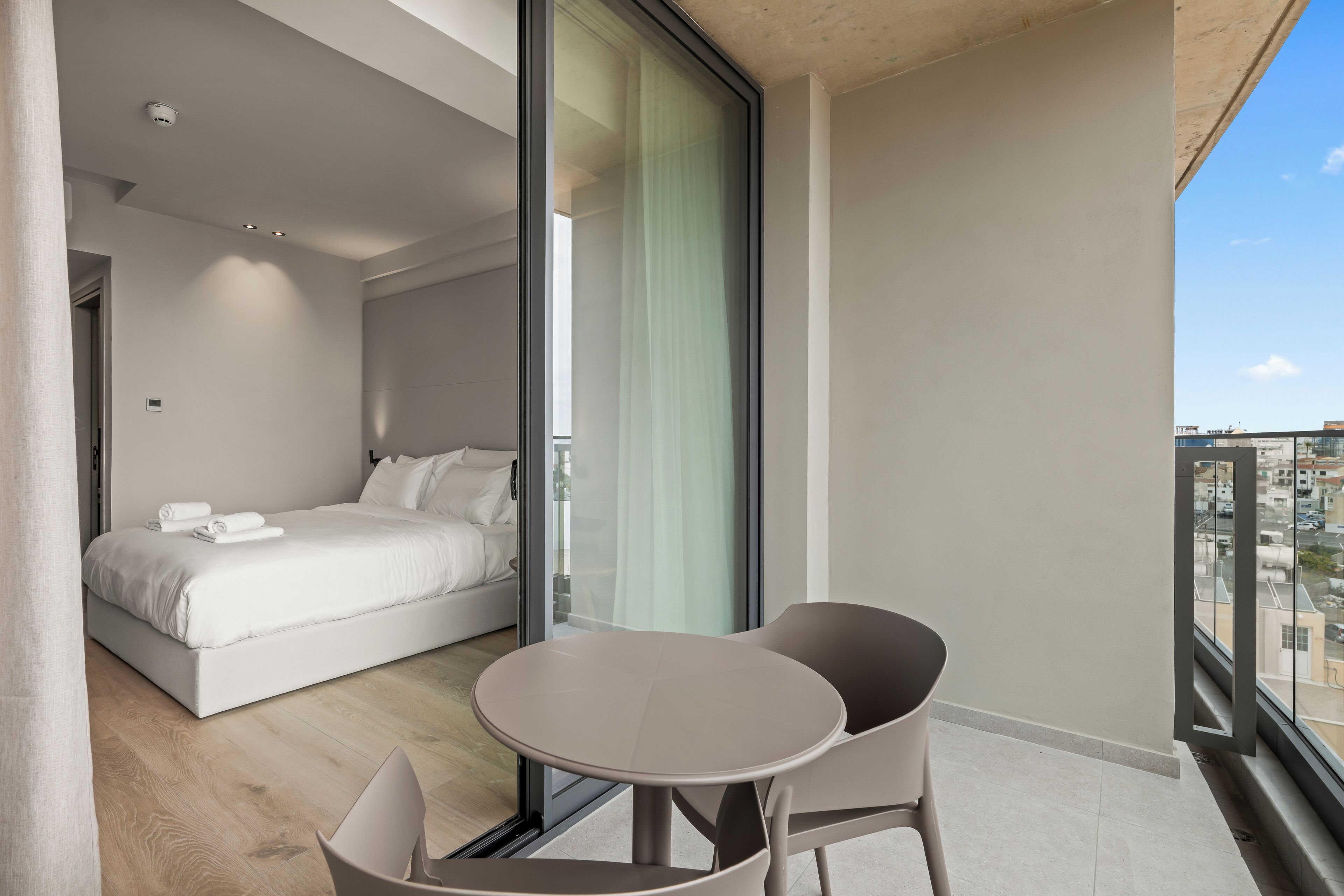 Chambre Supérieure | Coffres-forts dans les chambres, bureau