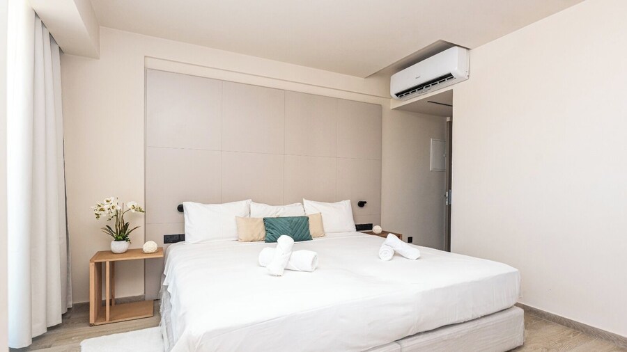 Warner Boutique Hotel