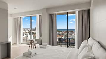 Superior Room | In-room safe, desk, laptop workspace, iron/ironing board