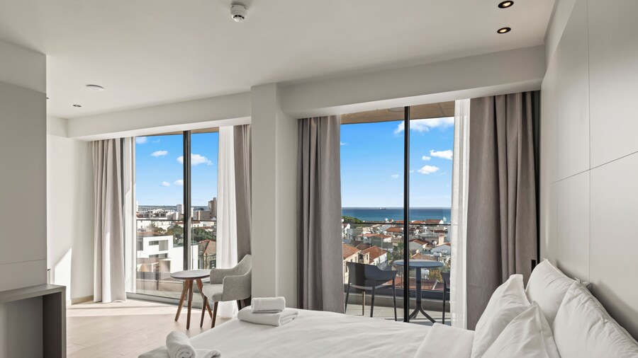 Warner Boutique Hotel