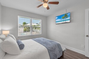 3 dormitorios, tabla de planchar con plancha, wifi gratis y ropa de cama