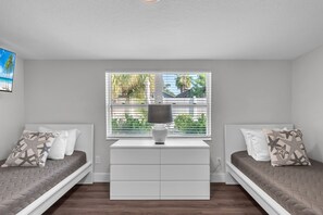 3 habitaciones, tabla de planchar con plancha y wifi gratis 