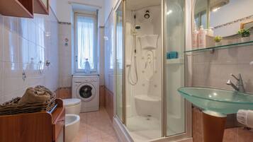Apartamento, 1 quarto, sacada | Banheiro