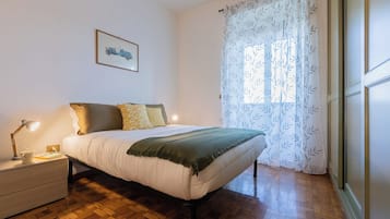 Appartamento, 1 camera da letto, balcone | Ferro/asse da stiro, Wi-Fi gratuito