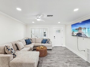 تلفزيون ذكي