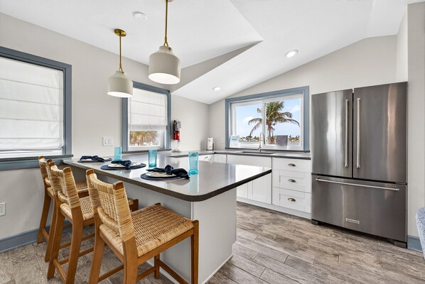 Fridge, microwave, oven, dishwasher