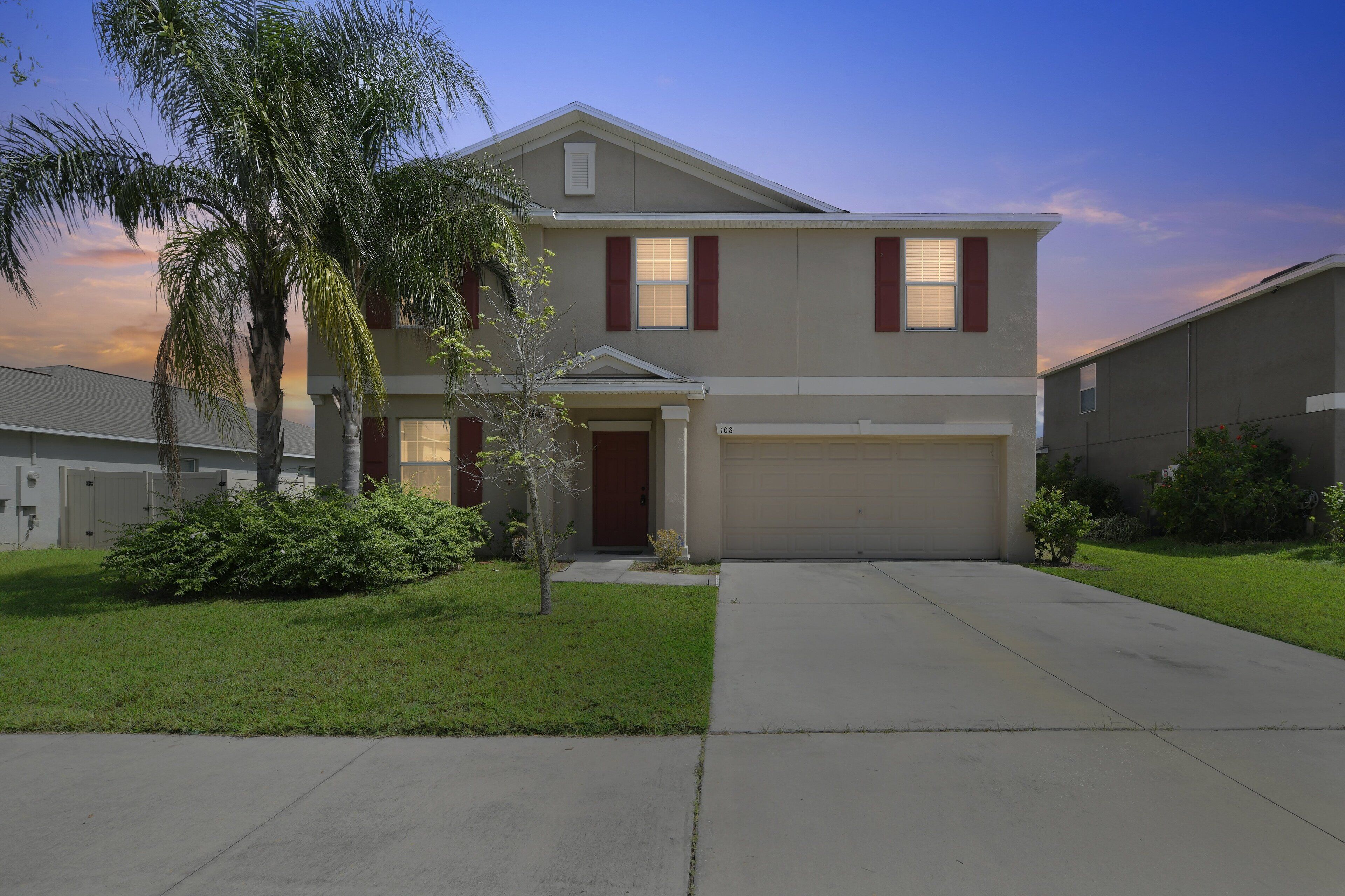 House, 5 Bedrooms | Exterior