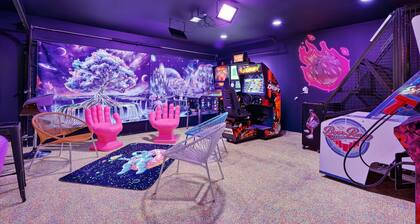 Game-themed Stay W/ Hot Tub & Arcade 3 Bedroom Home